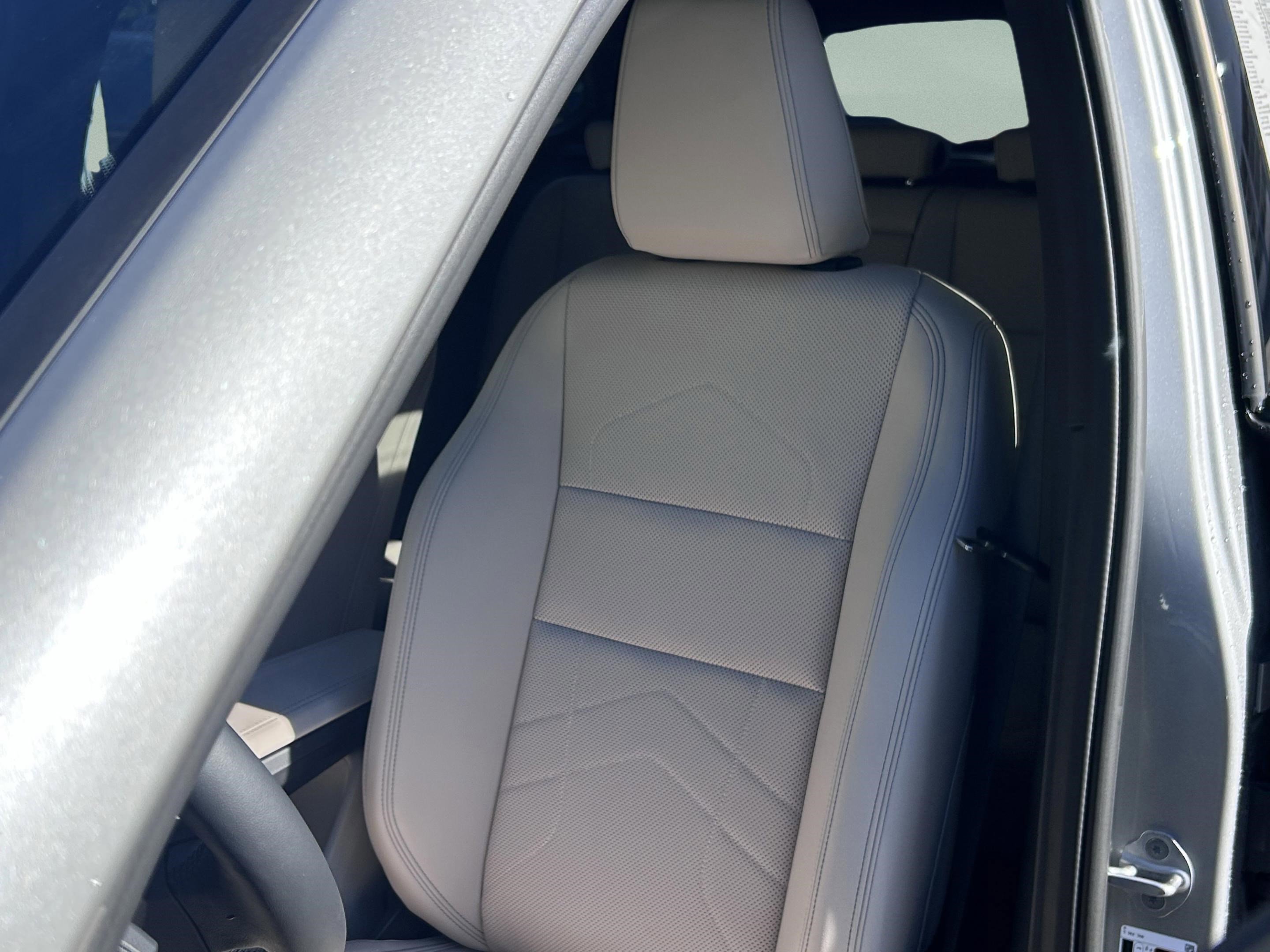 Used 2025 BMW X1 xDrive28i w/ Convenience Package image 25