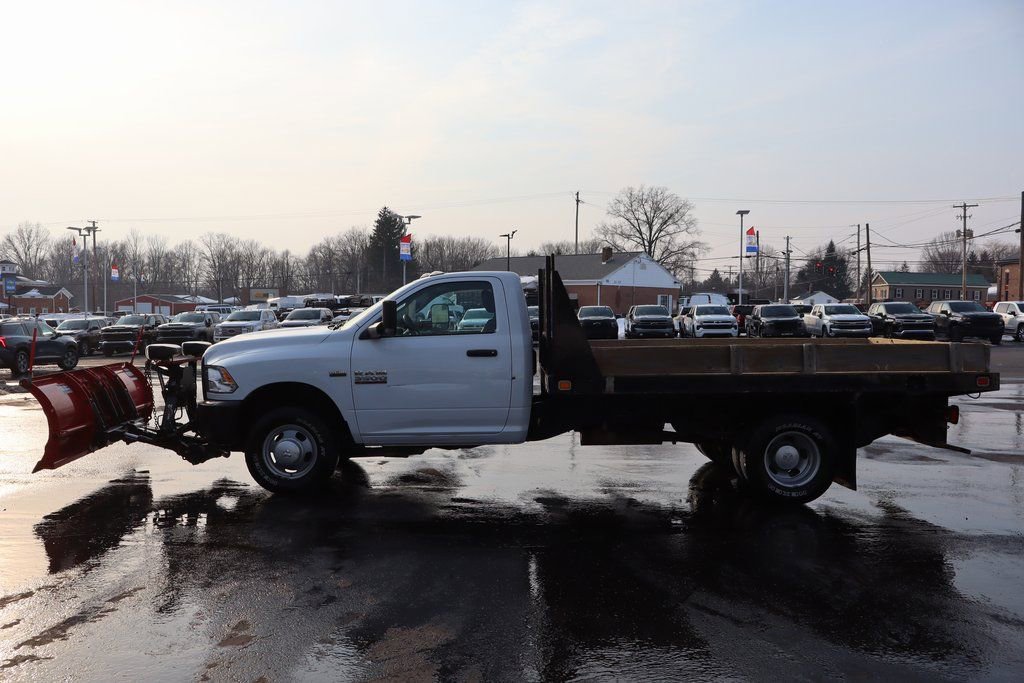 Used 2018 RAM 3500 Tradesman w/ Power & Remote Entry Group image 30