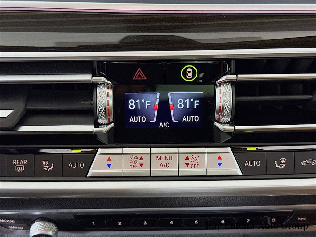 Used 2023 BMW X5 xDrive40i w/ Premium Package image 16