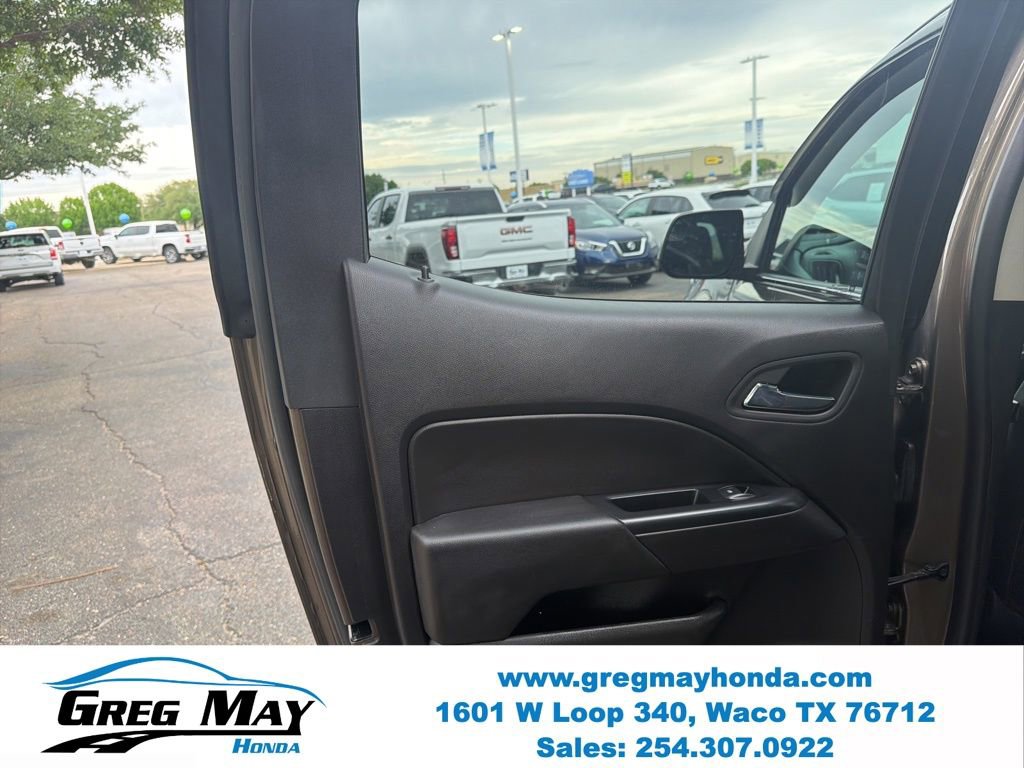 Used 2017 Chevrolet Colorado LT w/ LT Convenience Package image 22