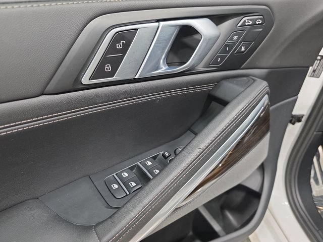 Used 2024 BMW X6 xDrive40i w/ Premium Package AWD/4WD image 28
