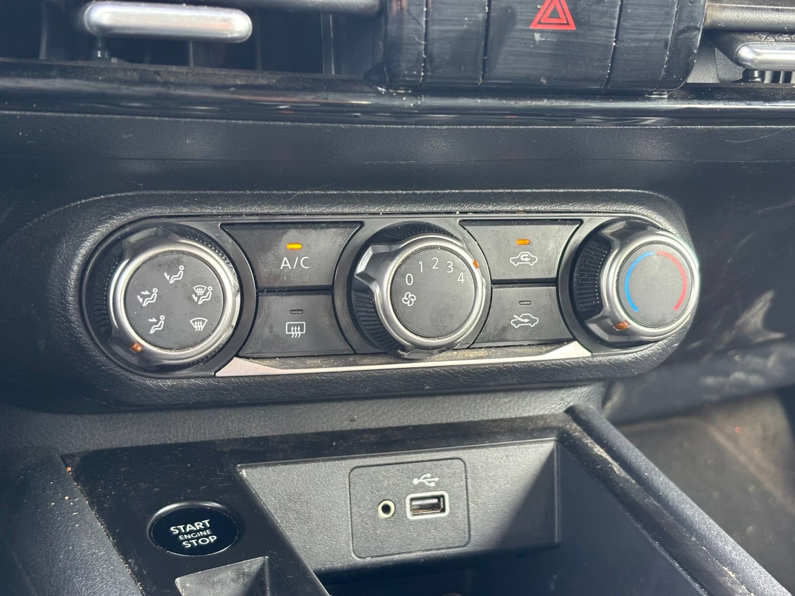 Used 2025 Nissan Kicks S FWD image 11