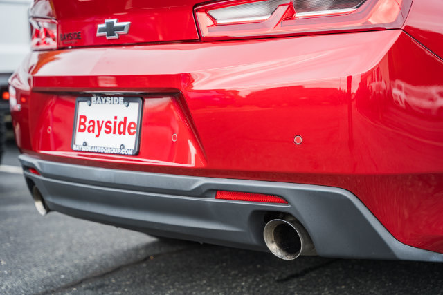 Used 2018 Chevrolet Camaro SS RWD image 11