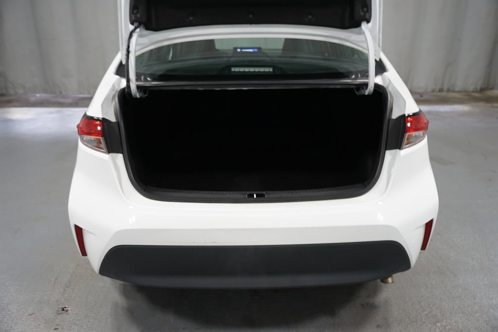Certified 2024 Toyota Corolla LE image 31