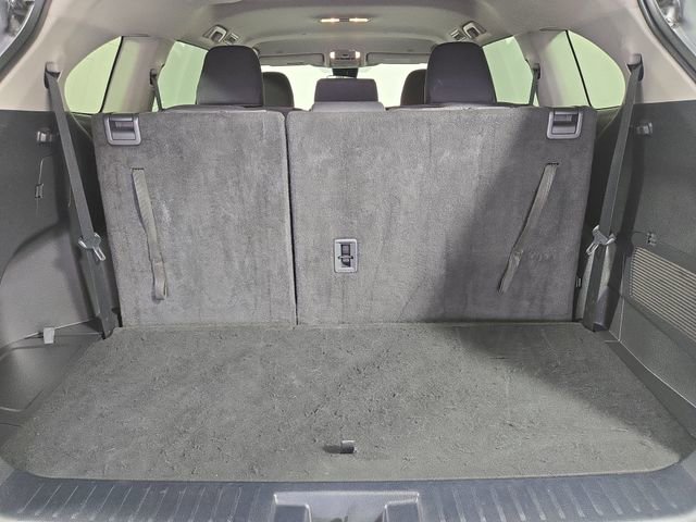 Used 2024 Toyota Highlander LE image 23