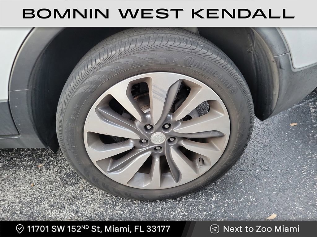 Used 2022 Buick Encore Preferred w/ Safety Package image 5