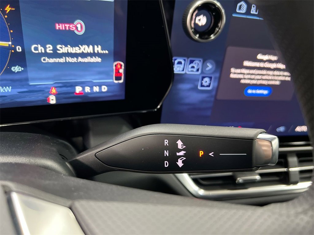 New 2026 Chevrolet Equinox EV LT image 17