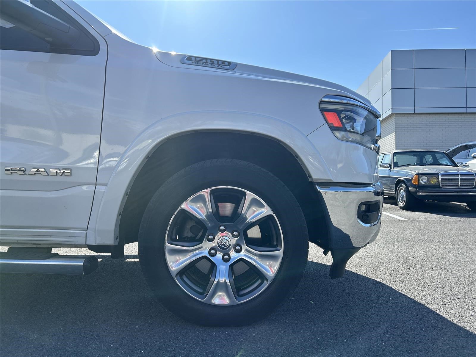 Used 2020 RAM 1500 Laramie image 14