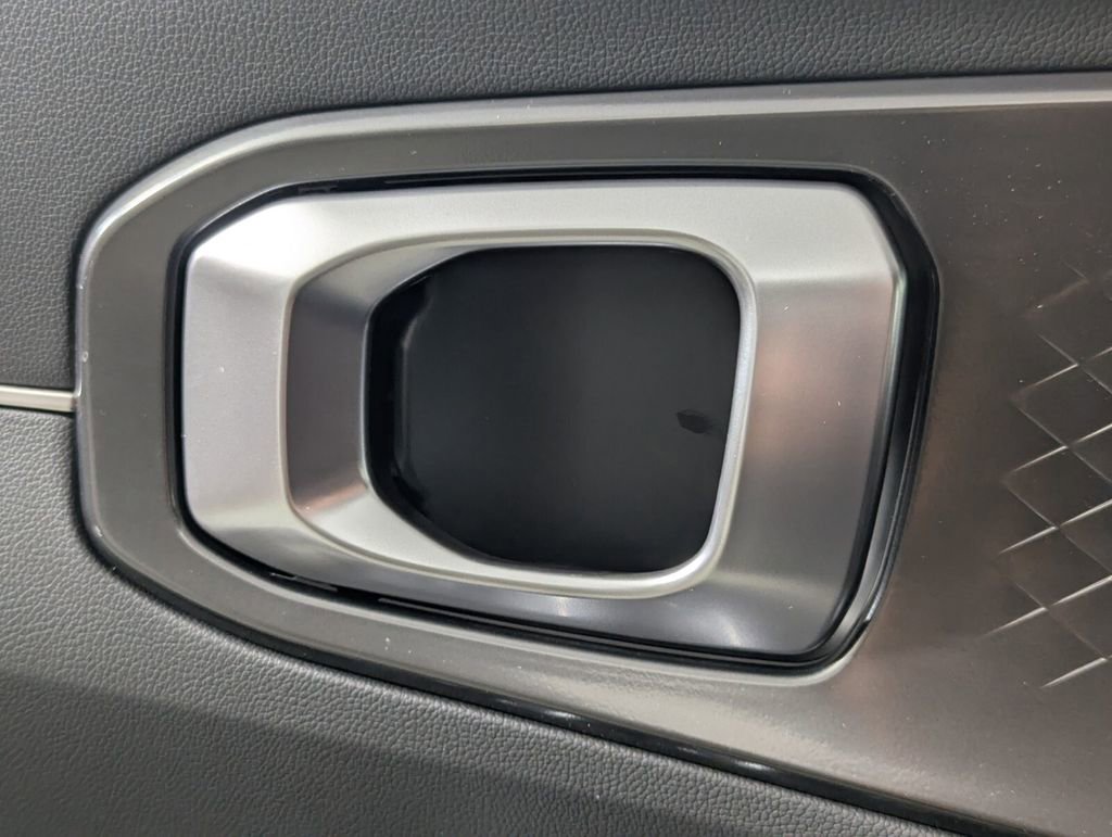New 2026 Kia Sorento S FWD image 14