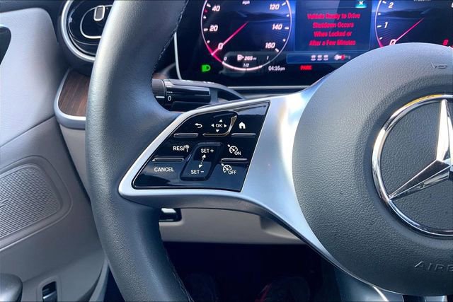 Used 2025 Mercedes-Benz C 300 4MATIC Sedan image 20