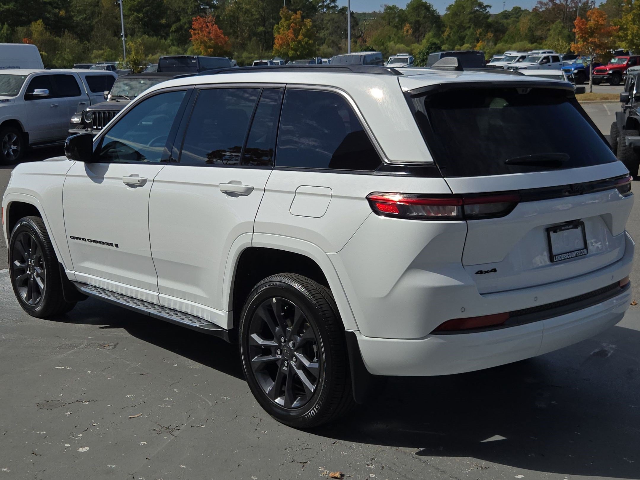 Used 2026 Jeep Grand Cherokee Limited AWD/4WD image 5