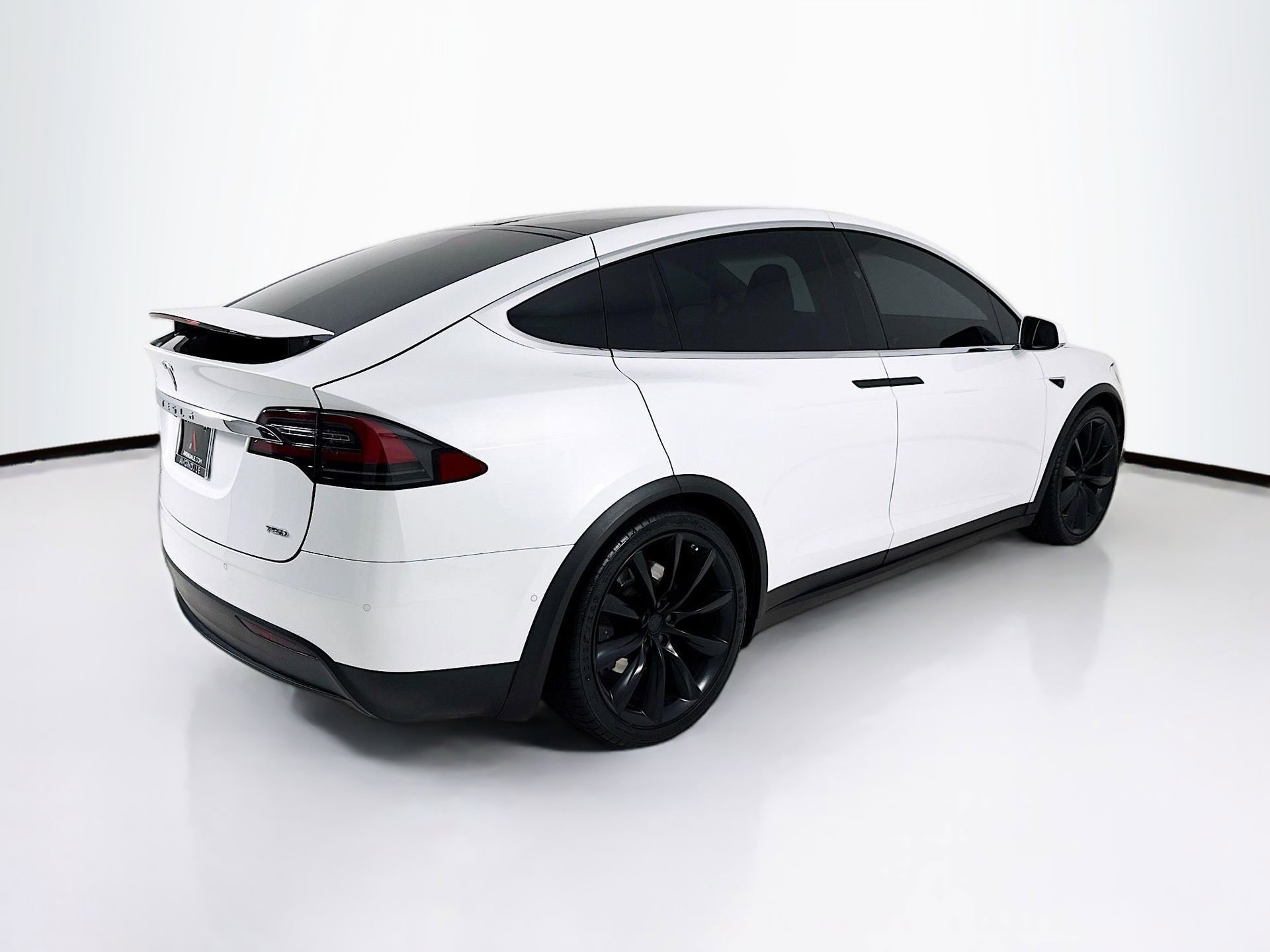 Used 2018 Tesla Model X 75D AWD/4WD image 8