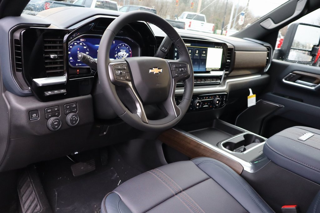 New 2026 Chevrolet Silverado 3500 High Country w/ Technology Package image 6