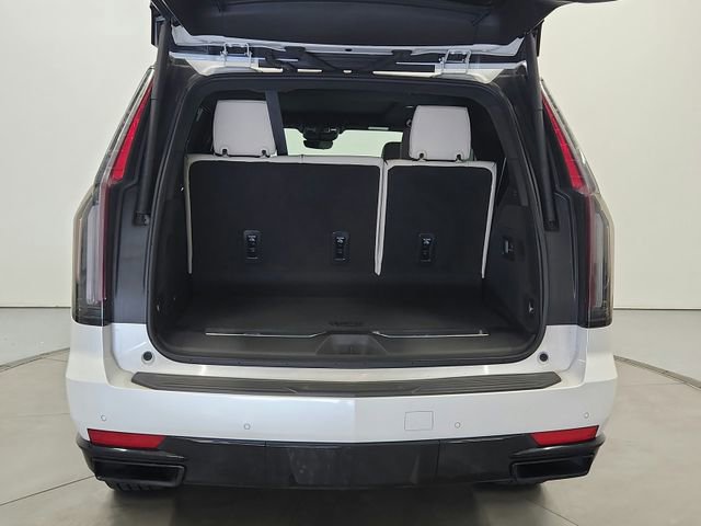 Used 2024 Cadillac Escalade Sport RWD image 41