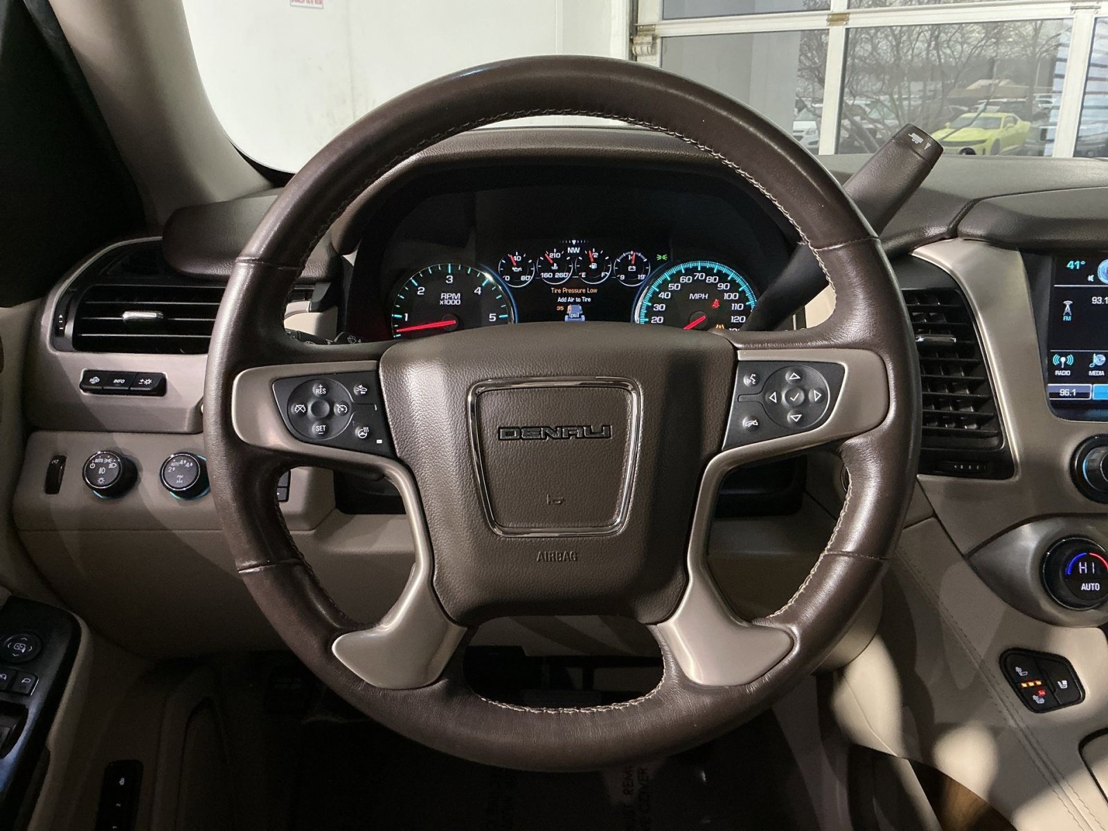 Used 2019 GMC Yukon XL Denali w/ Denali Ultimate Package image 24