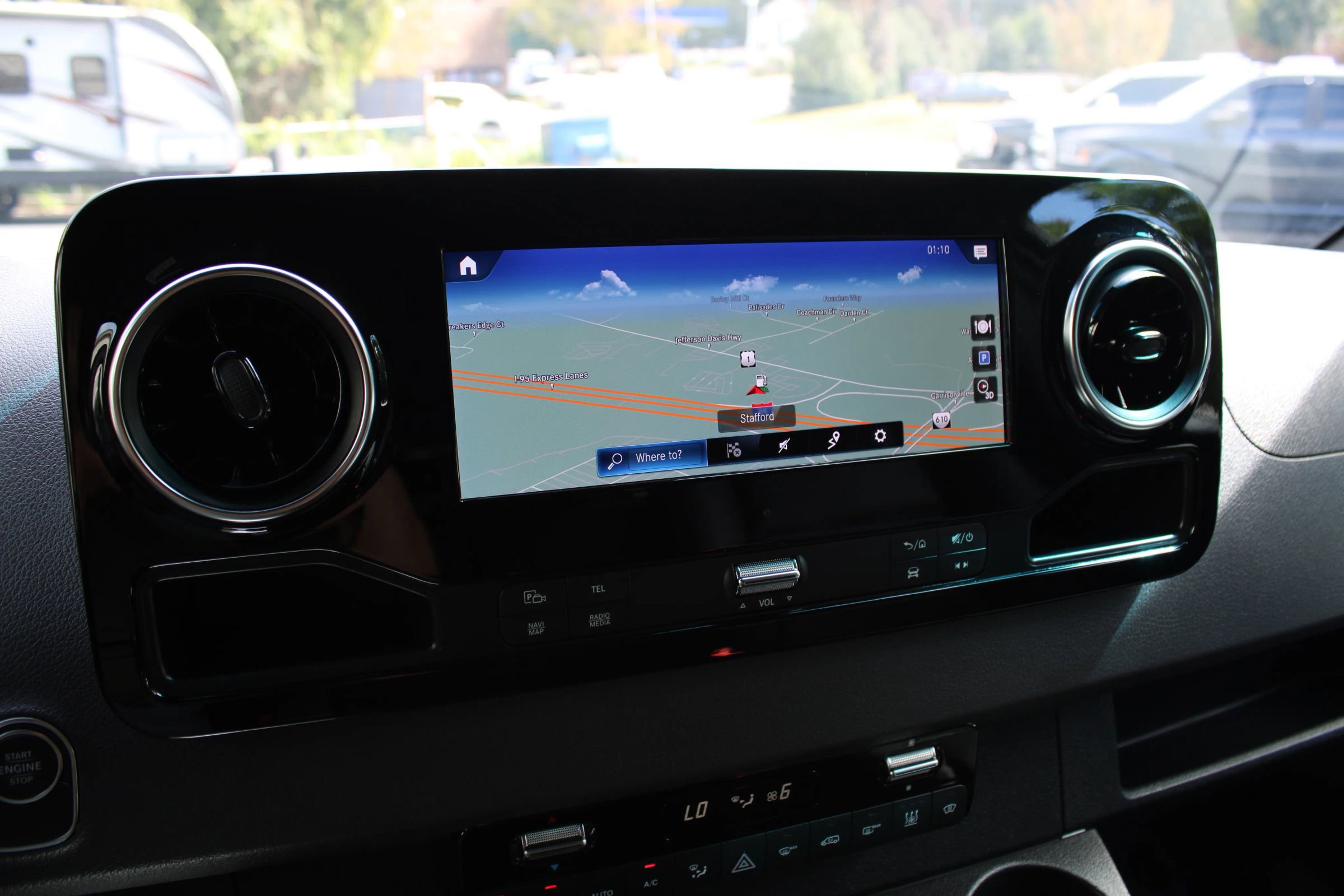 Used 2024 Mercedes-Benz Sprinter 2500 image 23