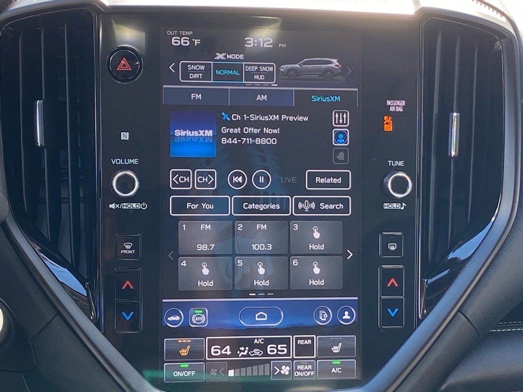 Used 2023 Subaru Ascent Onyx Edition image 9