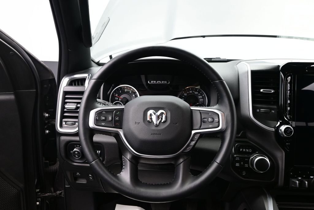 Used 2024 RAM 1500 Big Horn AWD/4WD image 33