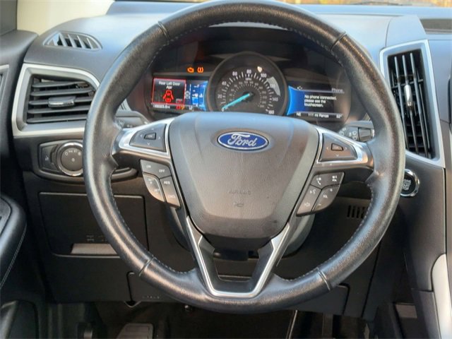 Used 2023 Ford Edge SEL image 18