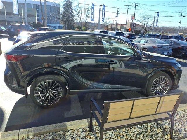 Used 2024 Lexus RX 350 w/ Convenience Package image 25