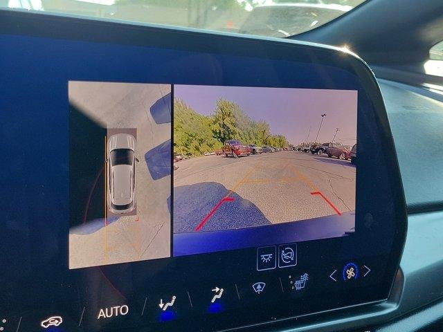 Used 2024 Chevrolet Equinox EV RS image 27