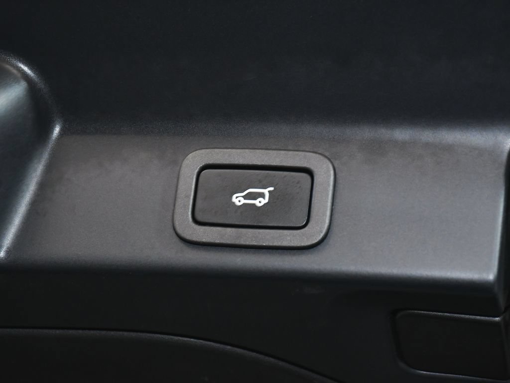 Used 2022 Jaguar F-PACE SVR AWD/4WD image 70