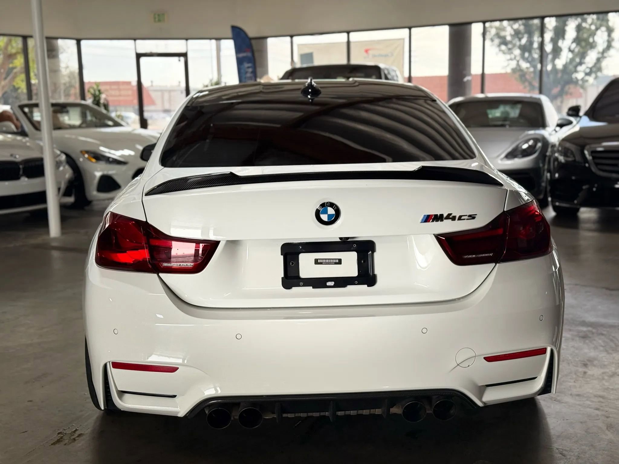 Used 2019 BMW M4 CS image 8