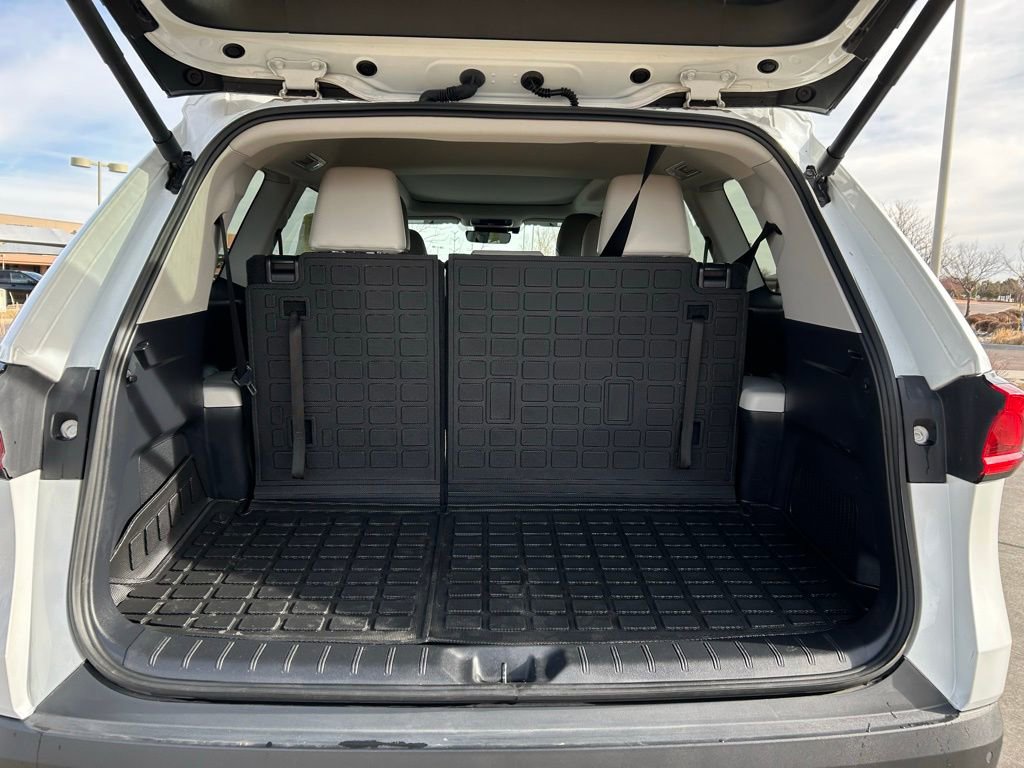 Used 2024 Toyota Grand Highlander Limited image 29