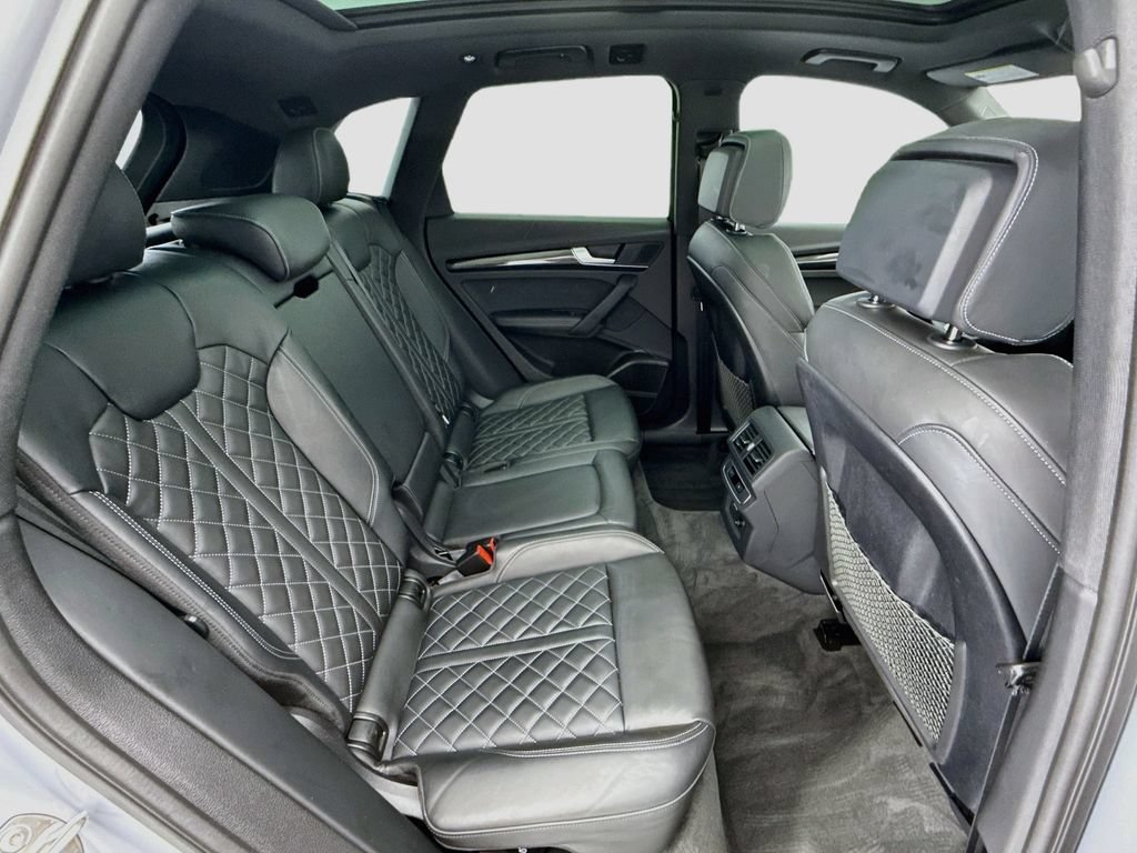 Certified 2023 Audi SQ5 Premium Plus w/ Premium Plus Package AWD/4WD image 21