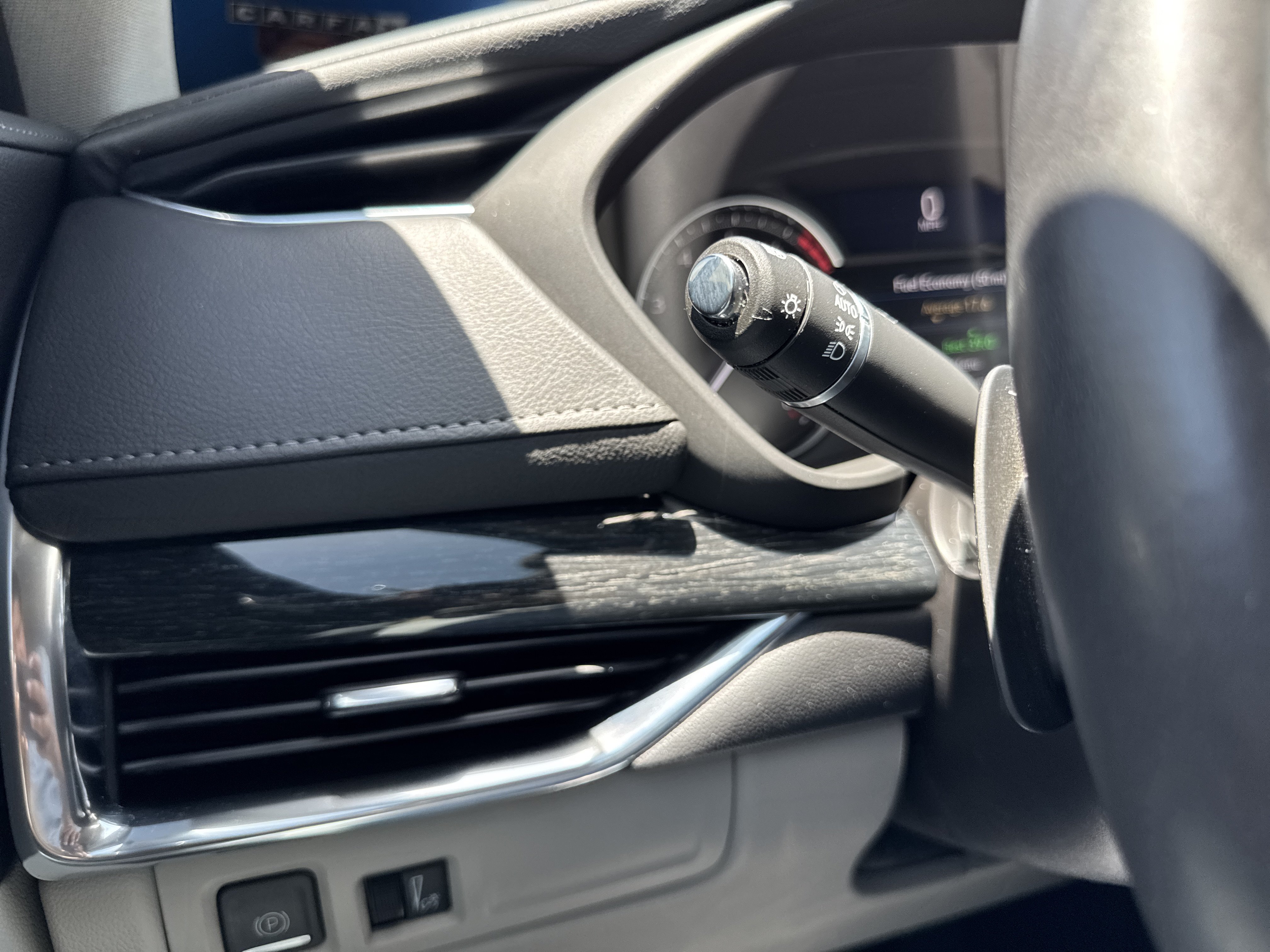 Certified 2023 Cadillac XT4 Premium Luxury w/ Cold Weather Package FWD image 27
