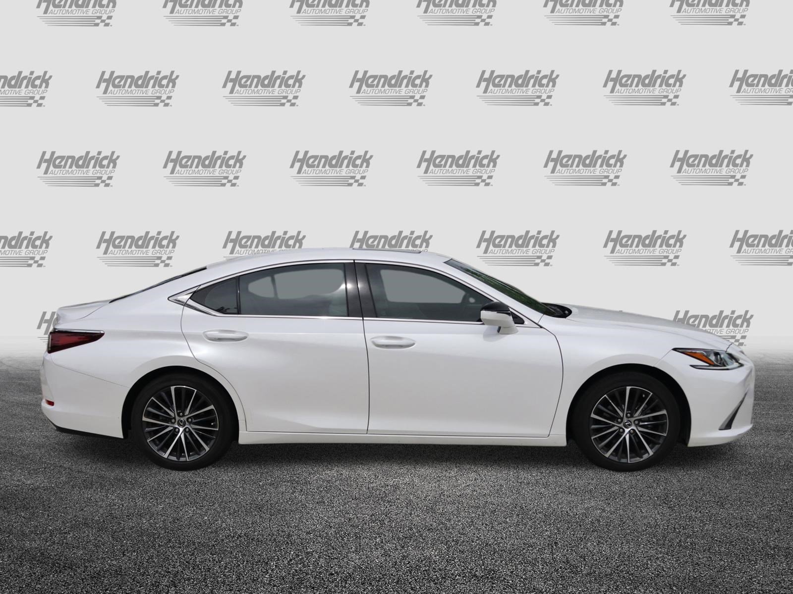 Used 2023 Lexus ES 350 w/ Premium Package image 10