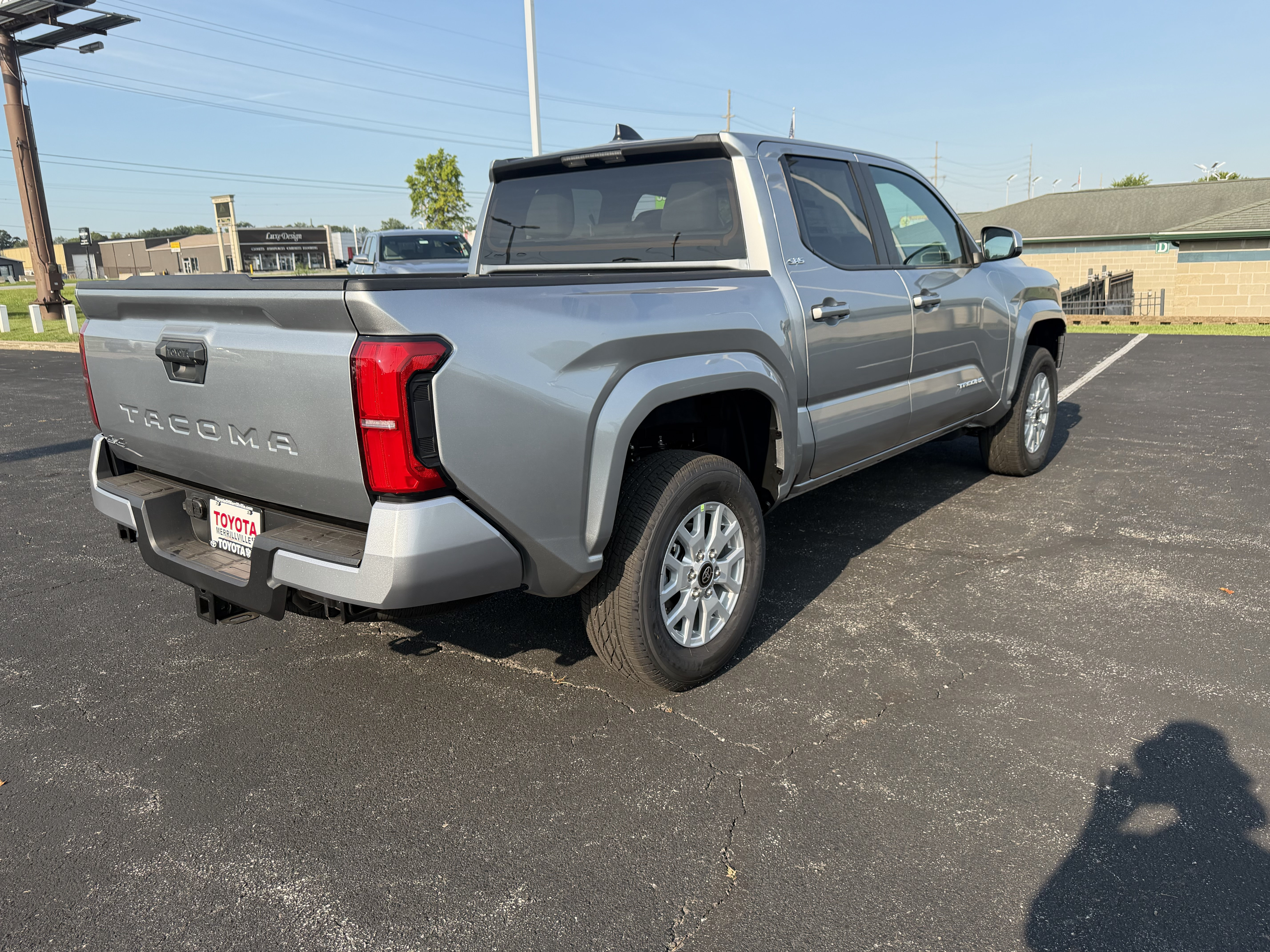 New 2026 Toyota Tacoma SR5 AWD/4WD image 9