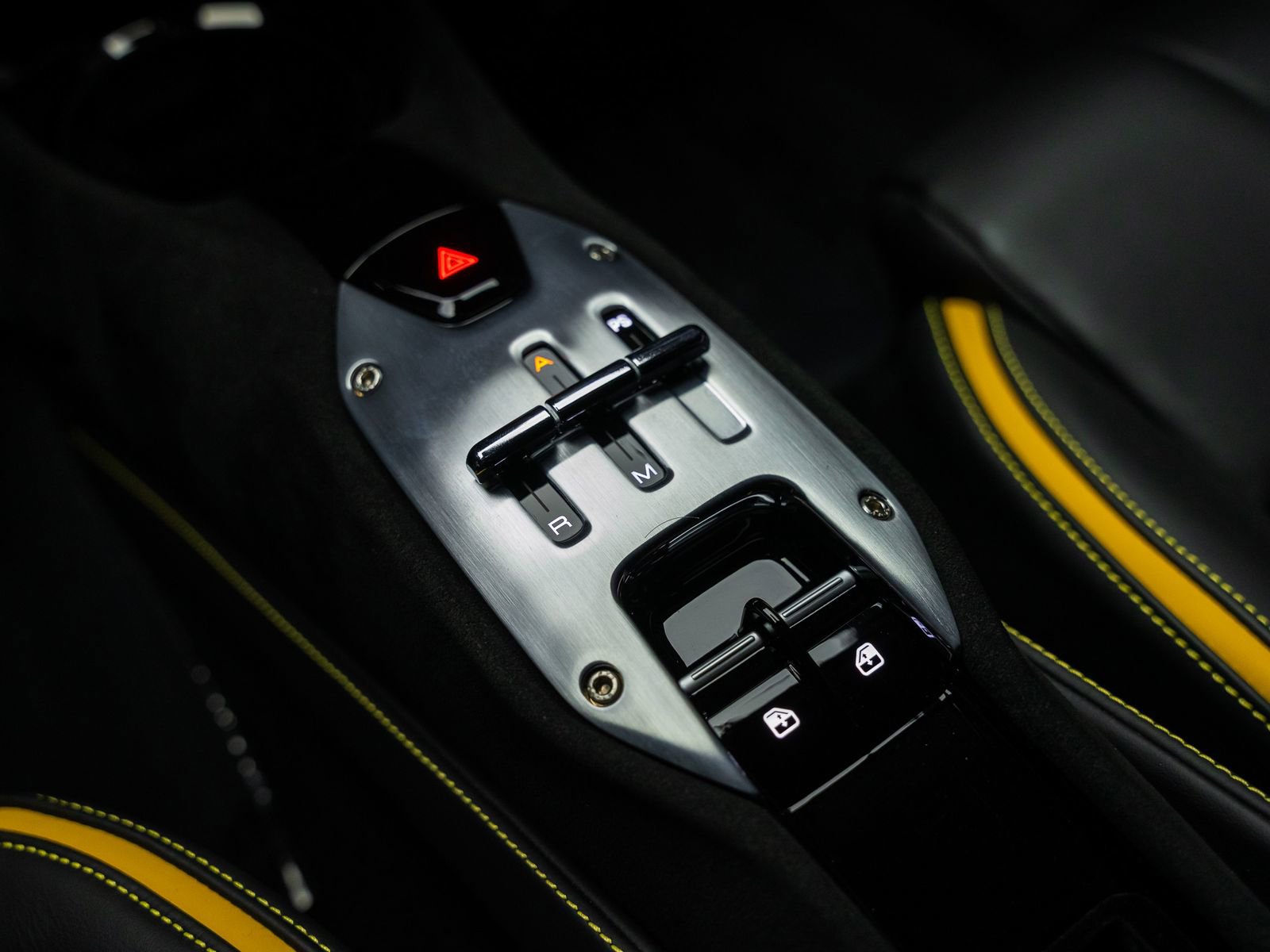 Used 2022 Ferrari SF90 Stradale AWD/4WD image 64