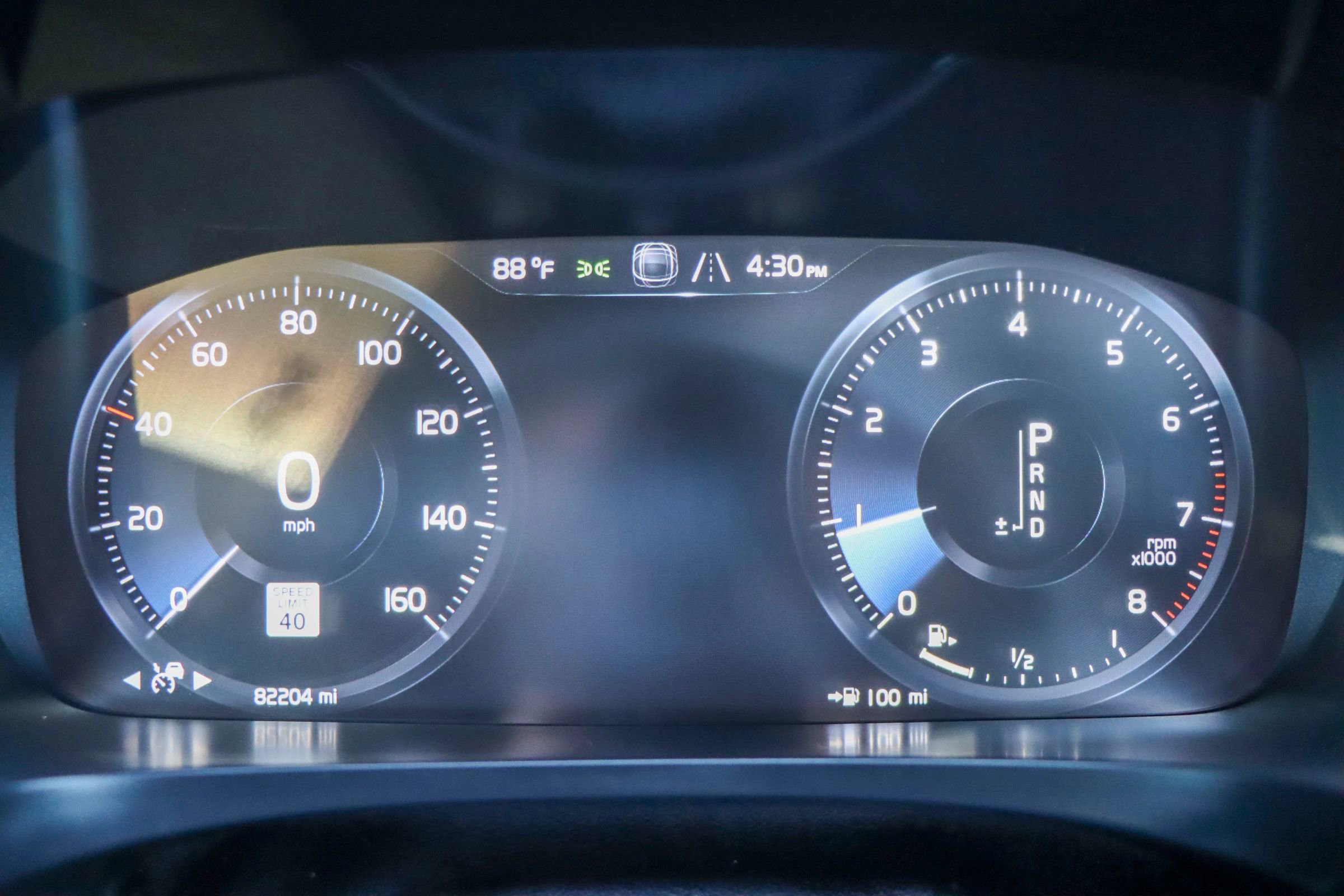 Used 2019 Volvo S90 T6 Momentum image 32