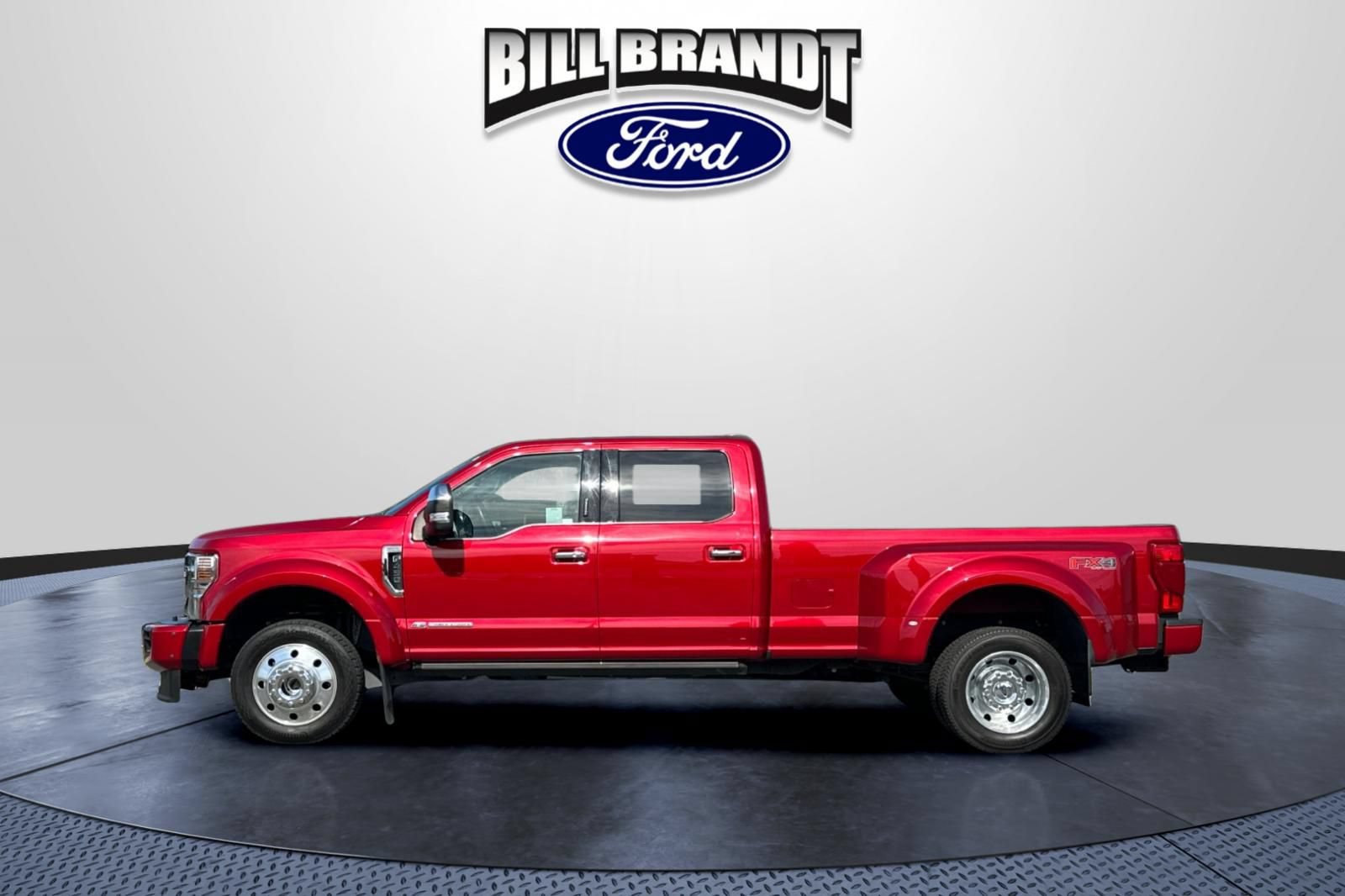 Used 2022 Ford F450 Platinum w/ FX4 Off-Road Package AWD/4WD image 6