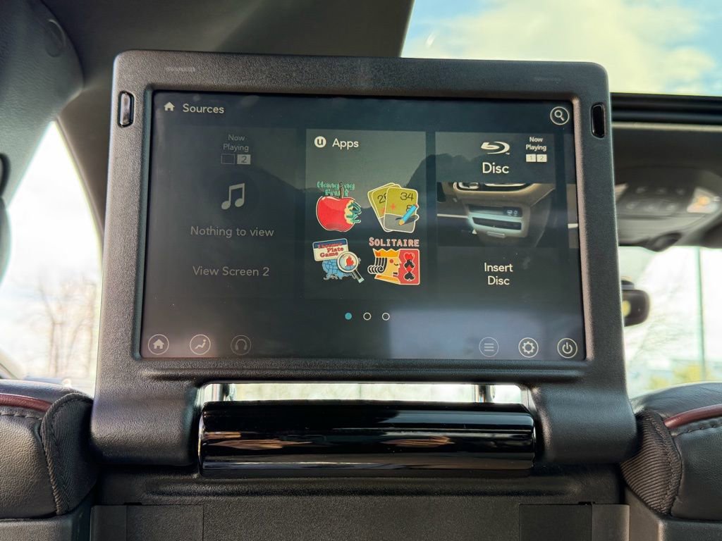 Used 2020 Chrysler Pacifica Limited image 35