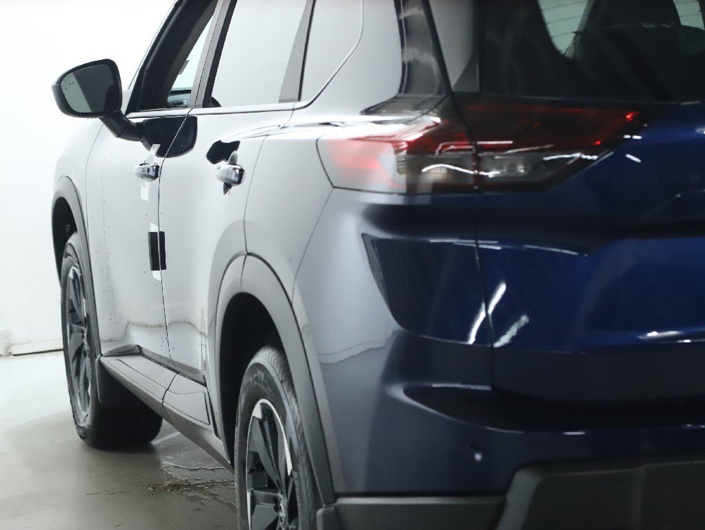 Used 2026 Nissan Rogue SV image 41