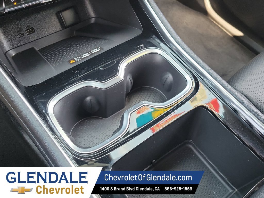 Used 2026 Chevrolet Traverse LT FWD image 18