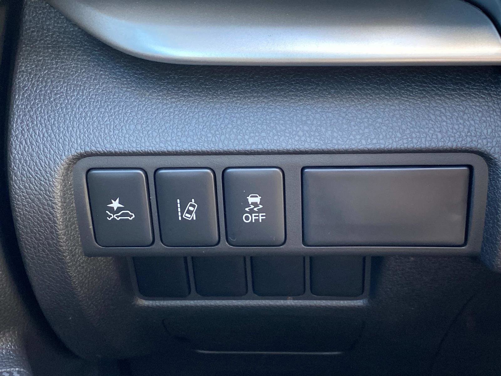 New 2025 Mitsubishi Eclipse Cross ES image 15