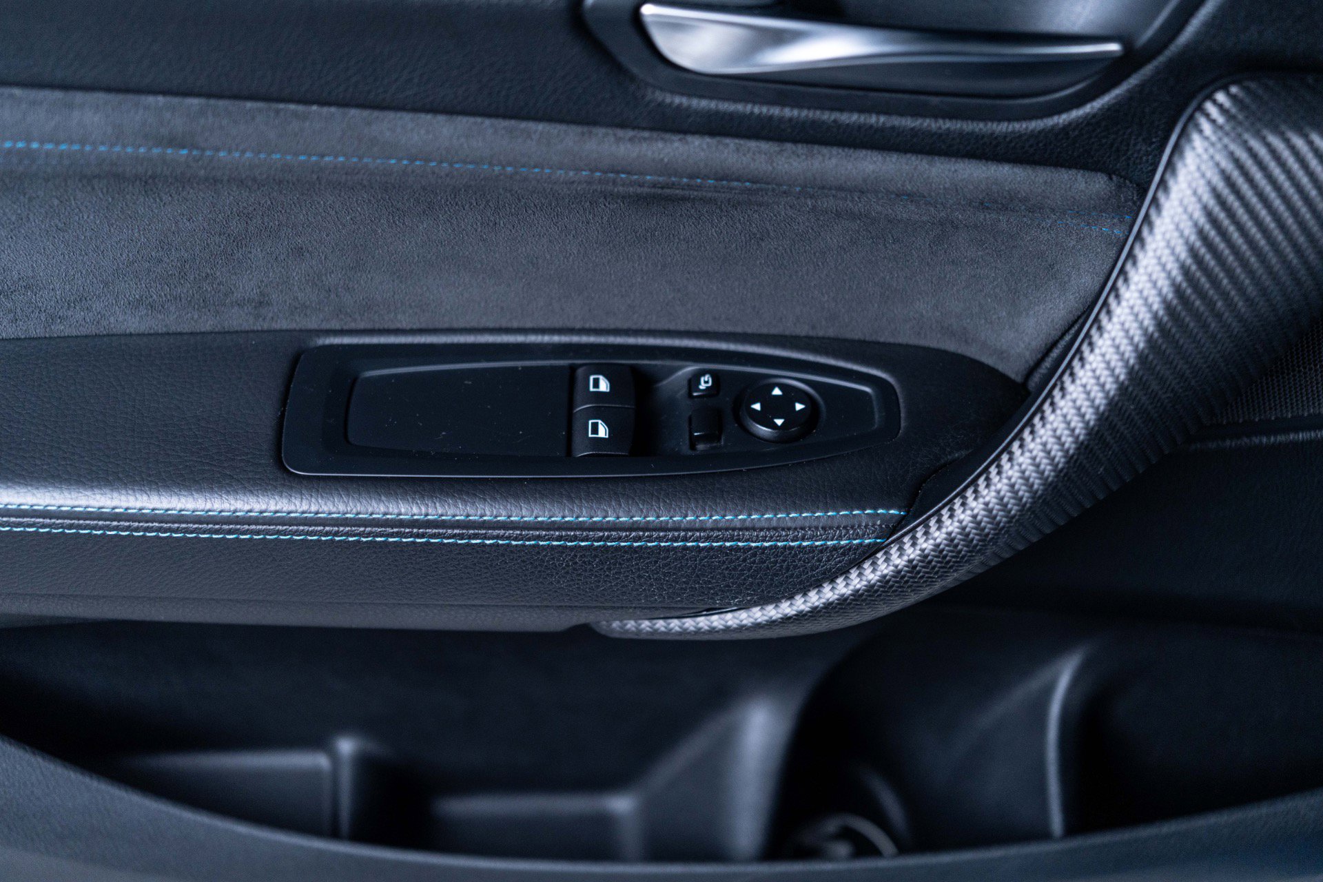 Used 2017 BMW M2 RWD image 36