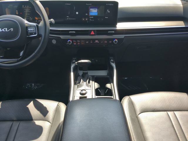 Used 2025 Kia Sorento S AWD/4WD image 16