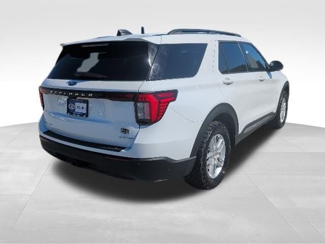 Used 2025 Ford Explorer Active image 7
