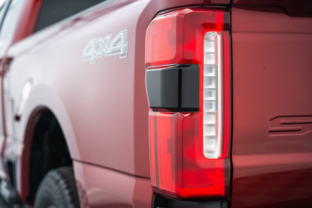 New 2026 Ford F250 Lariat w/ Black Appearance Package AWD/4WD image 8