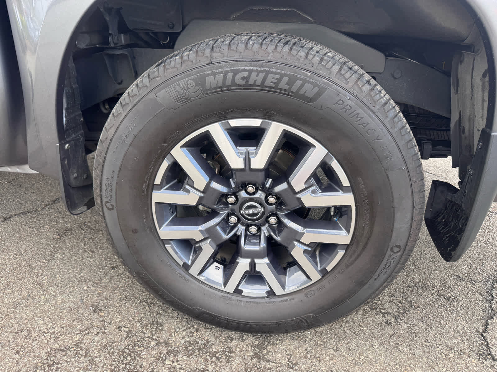 Used 2024 Nissan Frontier SL w/ Technology Package image 5