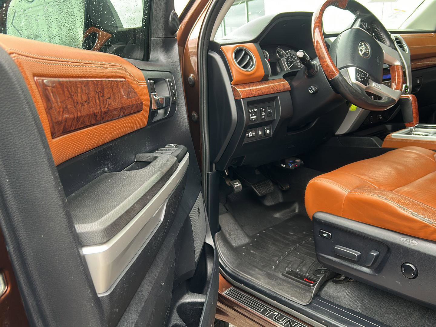 Used 2014 Toyota Tundra 1794 Edition image 4