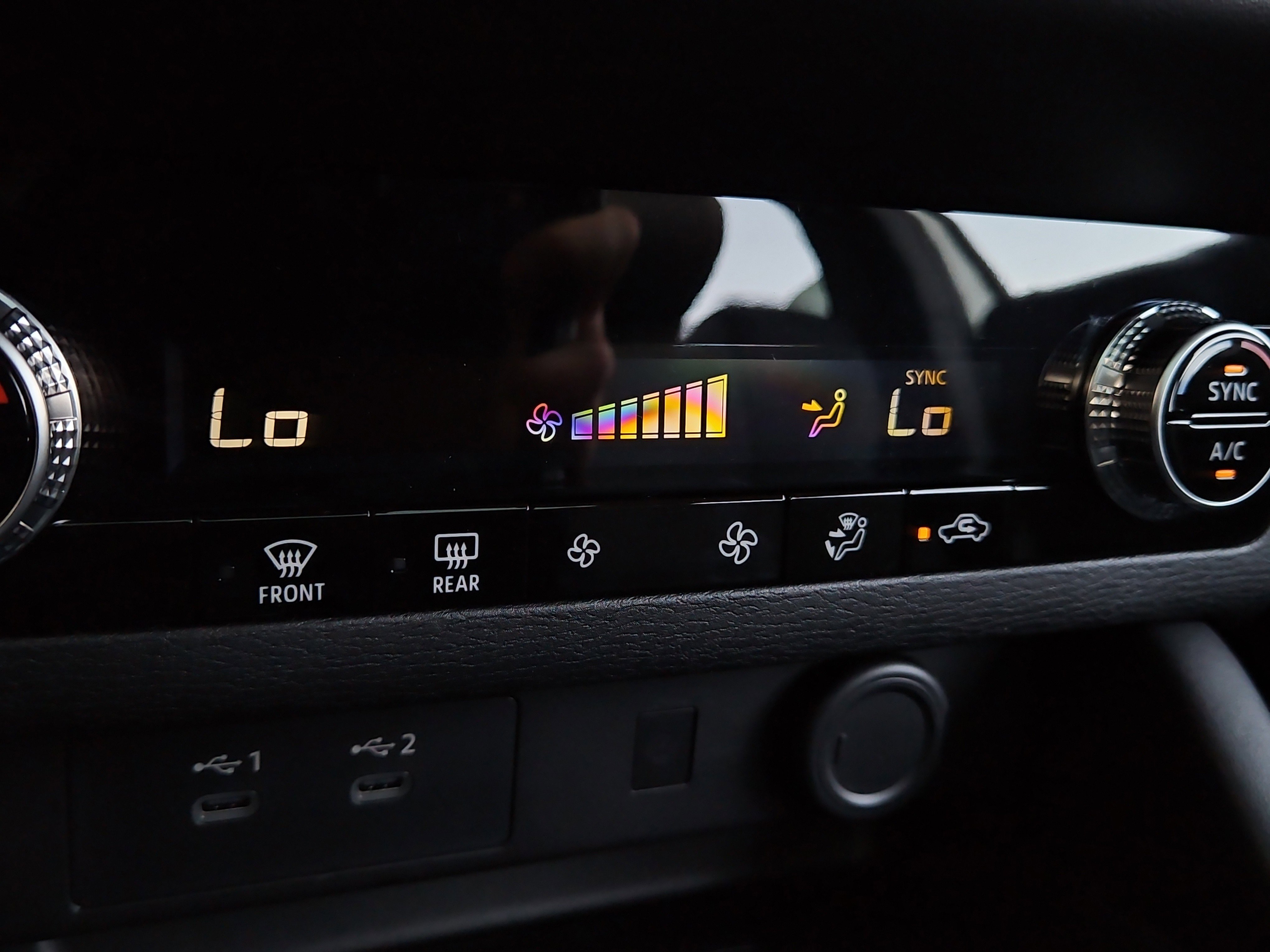 New 2025 Mitsubishi Outlander SE image 16