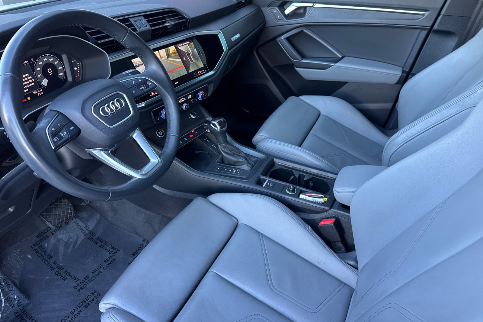 Used 2024 Audi Q3 2.0T Premium Plus w/ Premium Plus Package AWD/4WD image 9