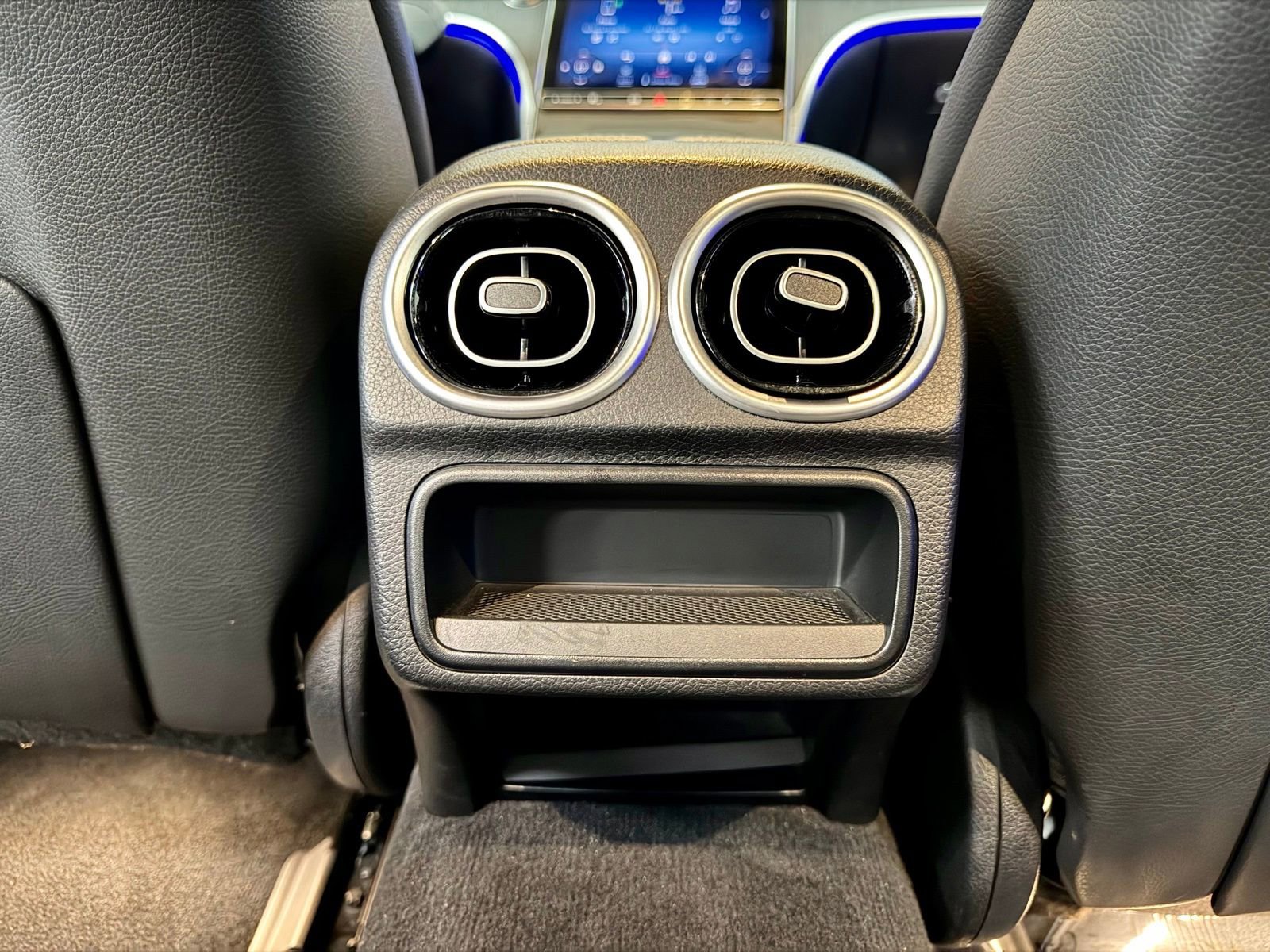 Used 2023 Mercedes-Benz C 300 4MATIC Sedan w/ Exclusive Trim Package image 36