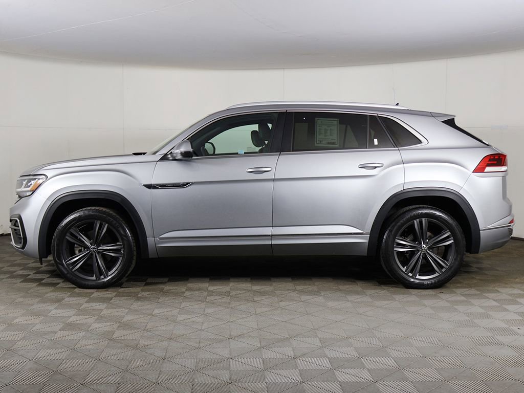 Used 2022 Volkswagen Atlas Cross Sport SEL R-Line image 19