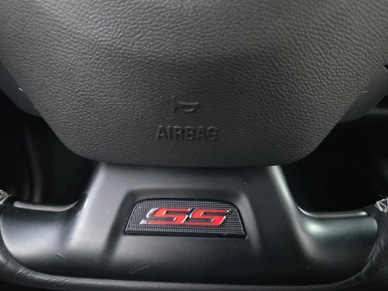 Used 2018 Chevrolet Camaro SS RWD image 24